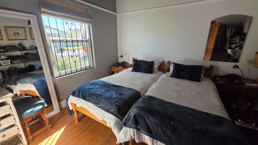 4 Bedroom Property for Sale in Bodorp Western Cape